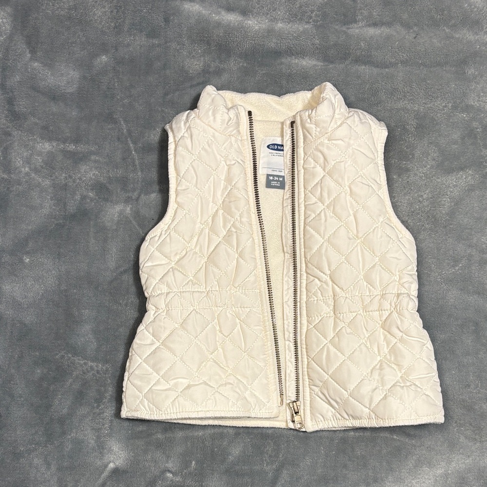 Old Navy Ivory Quilted Vest